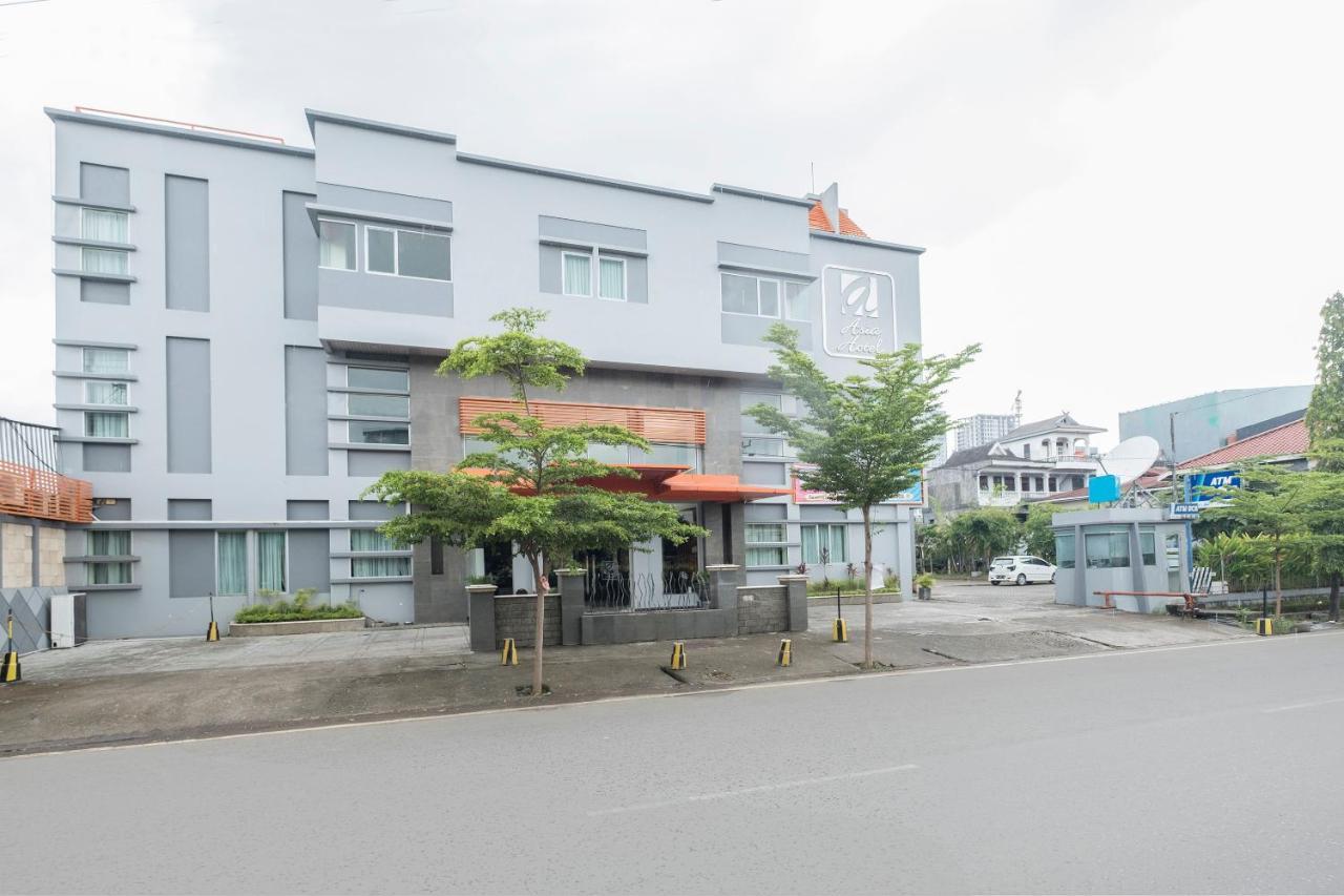 Oyo 424 Asia Hotel マカッサル エクステリア 写真